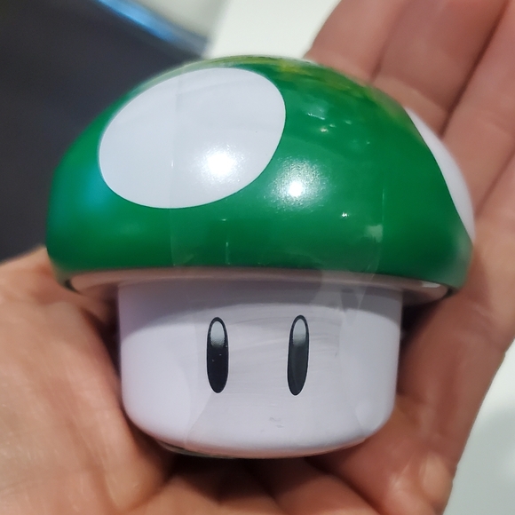 Nintendo Mario Mushroom Collectible Candy Tins - Picture 3 of 6